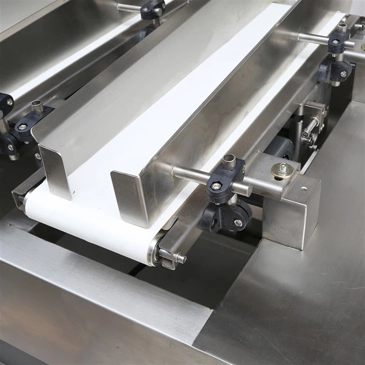 Automatic grissini packaging machine